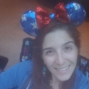 Meet your Posher, Carolina